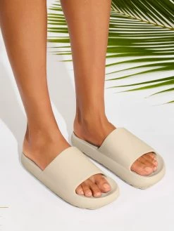 SteveMadden CLOUDD WHITE