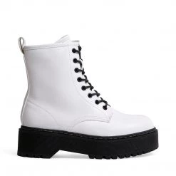 SteveMadden All New BETTYY WHITE