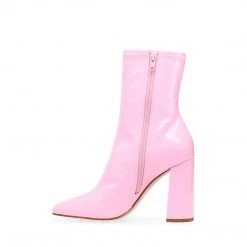 SteveMadden LYNDEN PINK PATENT Shop All 11 SteveMadden LYNDEN PINK PATENT Shop All