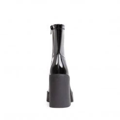 SteveMadden All New MOVE BLACK PATENT