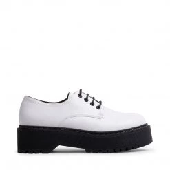 SteveMadden BOSSS WHITE