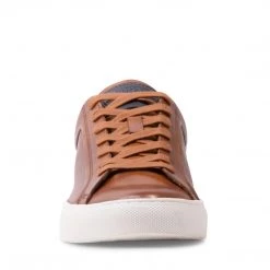 SteveMadden FINNEHAS TAN LEATHER Shop All