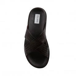 SteveMadden All New DERANO BROWN LEATHER