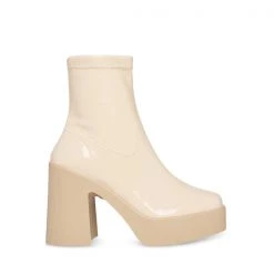 SteveMadden Pre-Order LANNAA NATURAL PATENT