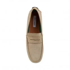 SteveMadden All New MODAVI NATURAL SUEDE