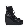 SteveMadden Super Platforms ASTRA BLACK